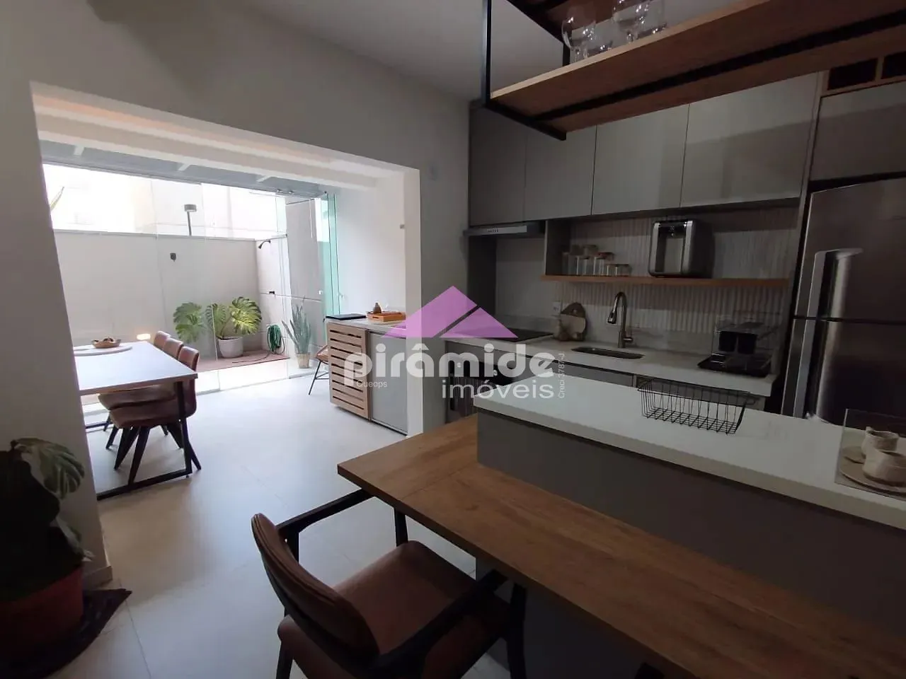 Apartamento, 2 quartos, 76 m² - Foto 1