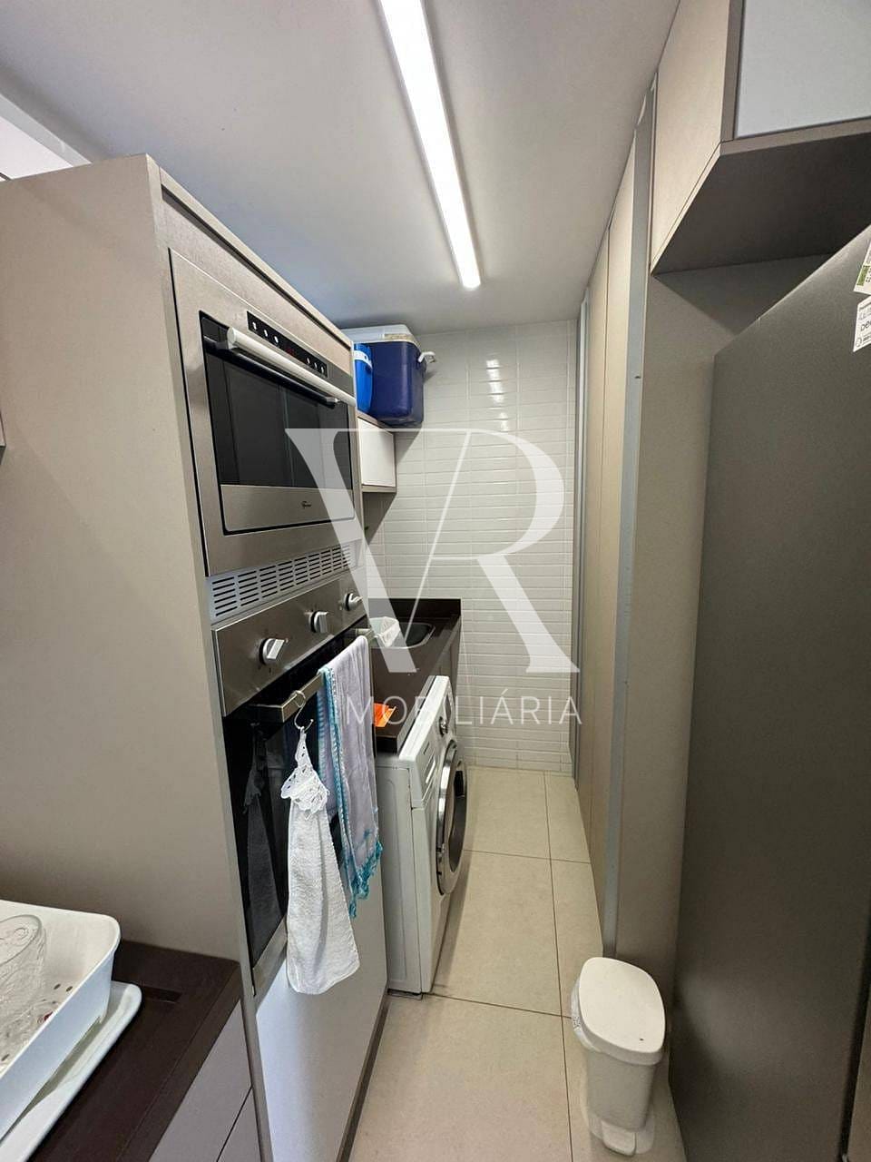 Apartamento à venda com 2 quartos, 89m² - Foto 9