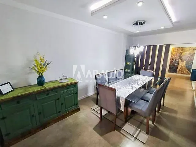 Apartamento com 146m² 3 quartos e 2 banheiros, à venda, no bairro Centro em Itajaí