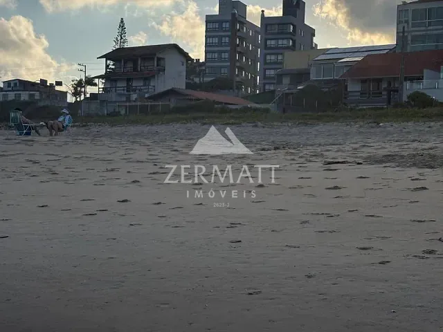 Apartamento 3 quartos e 2 banheiros, à venda, no bairro Itajuba em Barra Velha