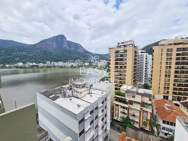 Apartamento 4 quartos e 3 banheiros, à venda, no bairro Lagoa em Rio de Janeiro