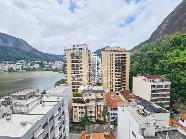 Apartamento 4 quartos e 3 banheiros, à venda, no bairro Lagoa em Rio de Janeiro