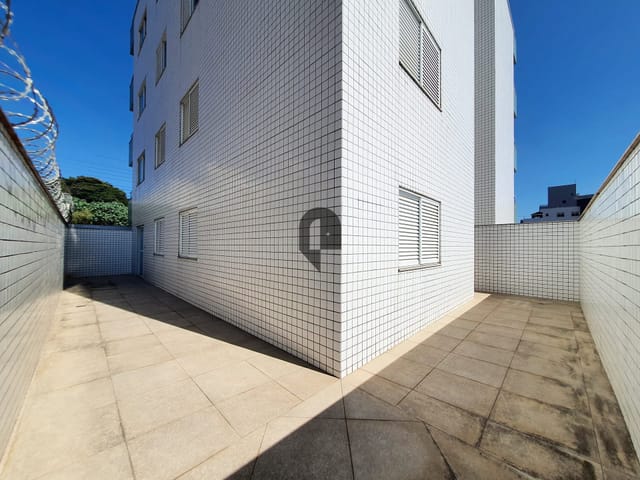 Apartamento com 174m² 3 quartos e 2 banheiros, à venda, no bairro Inconfidentes em Não informado