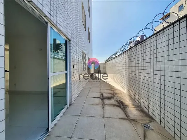 Apartamento com 174m² 3 quartos e 2 banheiros, à venda, no bairro Inconfidentes em Não informado