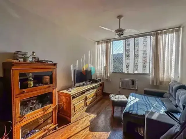 Apartamento com 82m² 3 quartos e 2 banheiros, à venda, no bairro Laranjeiras em Rio de Janeiro
