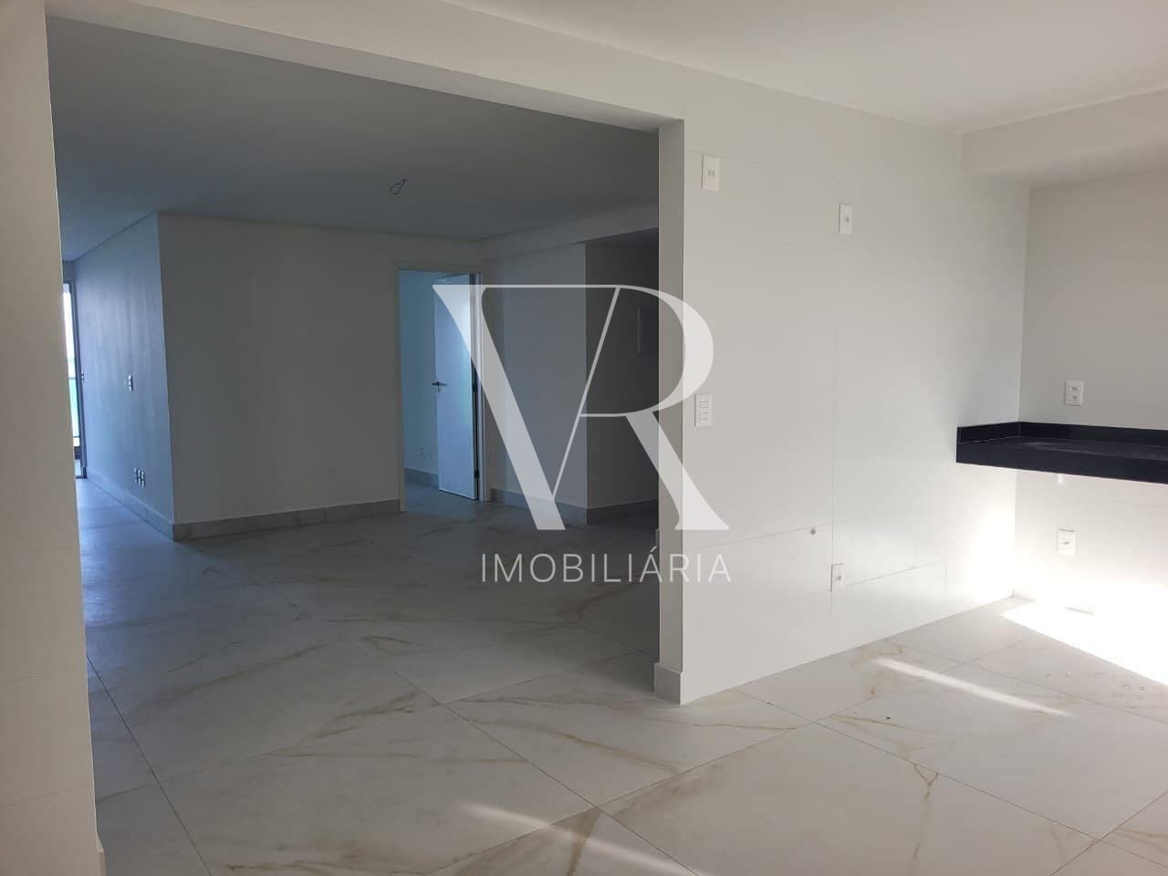 Apartamento à venda com 4 quartos, 213m² - Foto 13