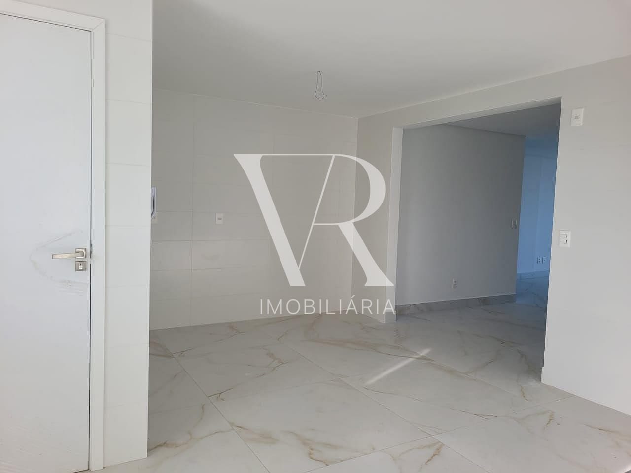 Apartamento à venda com 4 quartos, 213m² - Foto 21