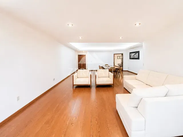 Apartamento com 439m² 4 quartos e 4 banheiros, à venda, no bairro Bom Retiro em Blumenau