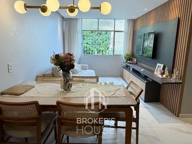 Apartamento 3 quartos e 2 banheiros, à venda, no bairro de Lourdes em Vitória