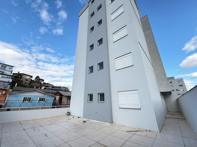 Apartamento 2 quartos e 2 banheiros, à venda, no bairro São José em Caxias do Sul