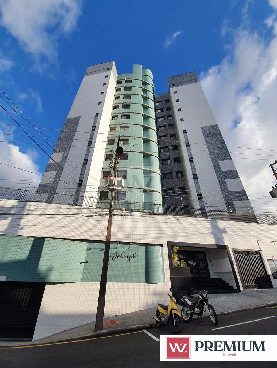 Apartamento, 3 quartos, 158 m² - Foto 1