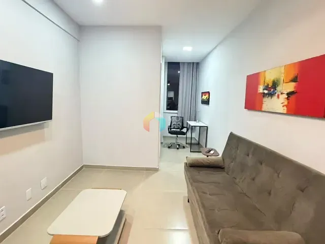 Apartamento com 65m² 2 quartos e 1 banheiro, à venda, no bairro Copacabana em Rio de Janeiro