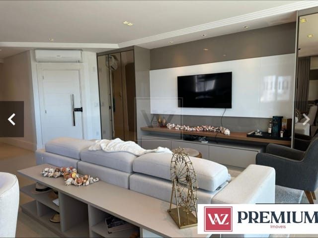 Apartamento com 290m² 3 quartos e 4 banheiros, à venda, no bairro Centro em Balneário Camboriú