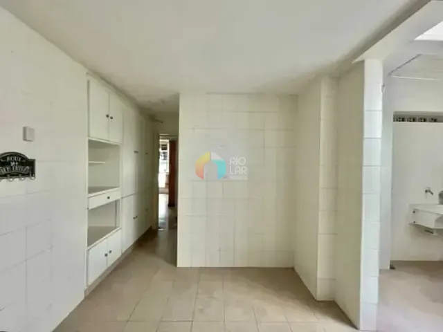 Apartamento com 130m² 4 quartos e 3 banheiros, à venda, no bairro Laranjeiras em Rio de Janeiro