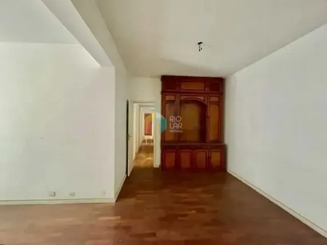 Apartamento com 130m² 4 quartos e 3 banheiros, à venda, no bairro Laranjeiras em Rio de Janeiro