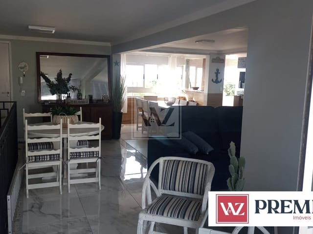 Apartamento com 190m² 4 quartos e 1 banheiro, à venda, no bairro Centro em Guaratuba