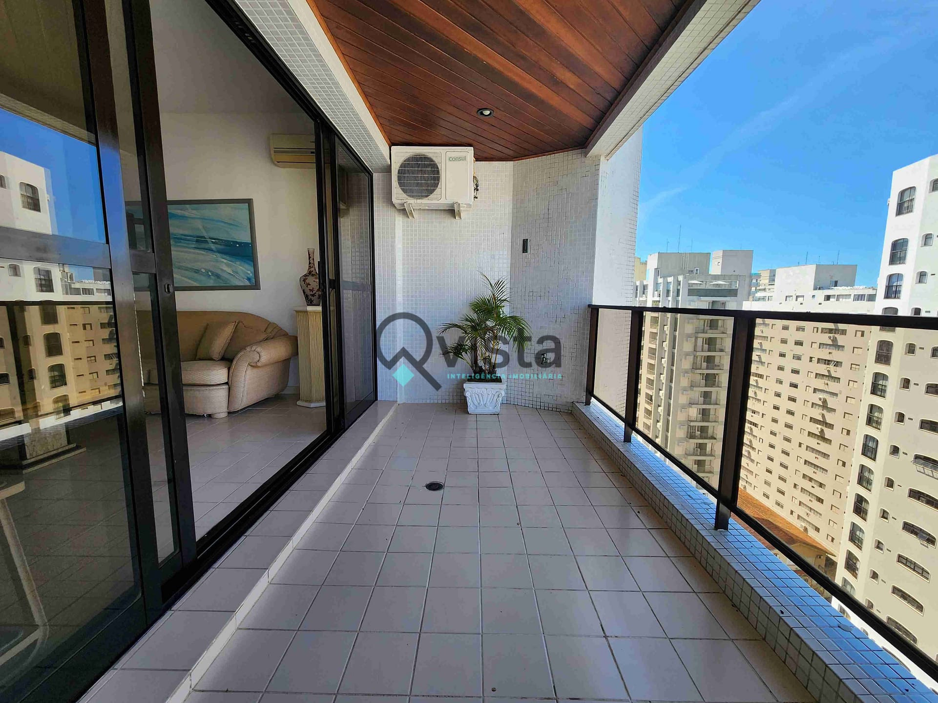 Apartamento à venda com 3 quartos, 110m² - Foto 2