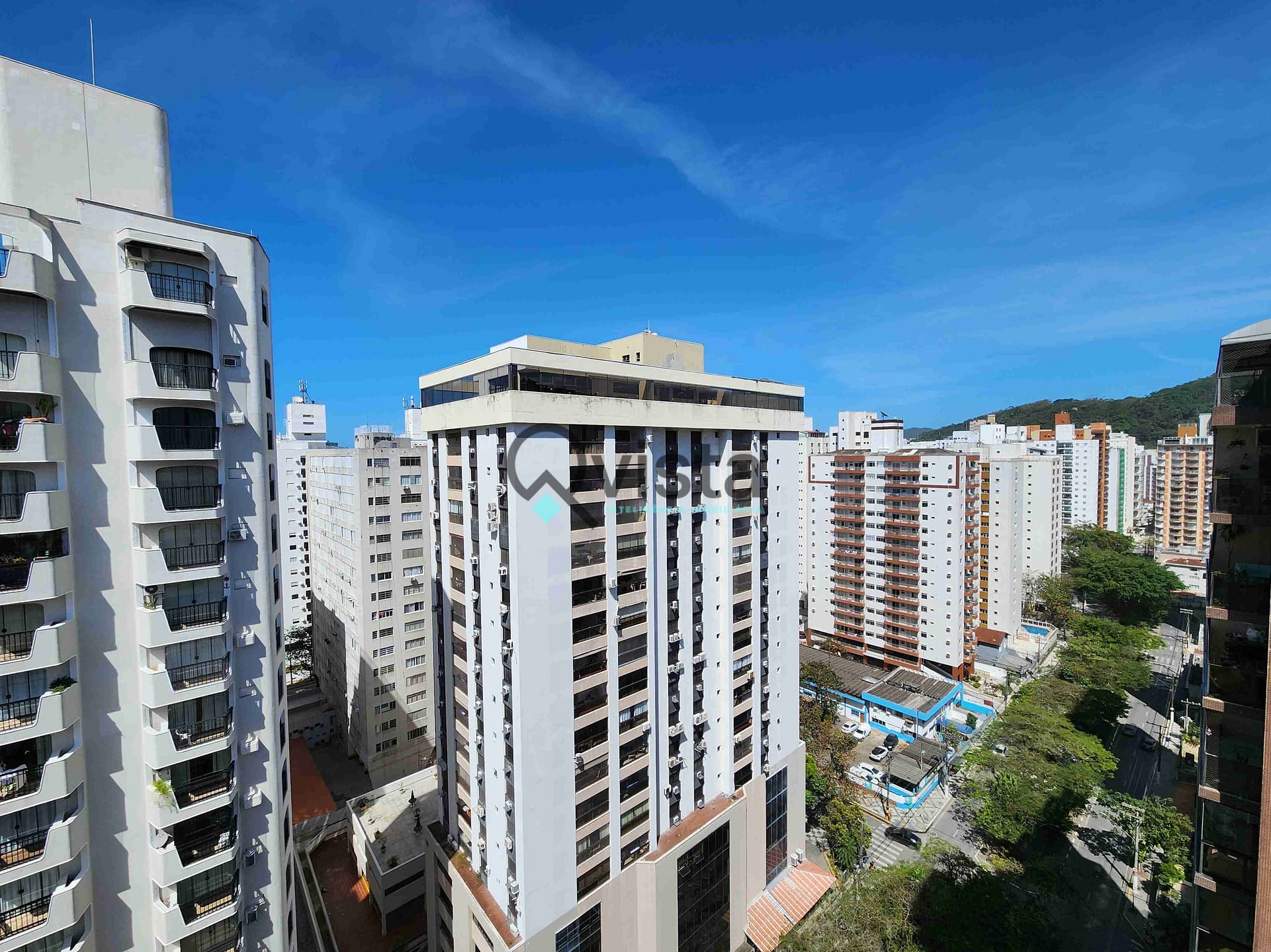 Apartamento à venda com 3 quartos, 110m² - Foto 3