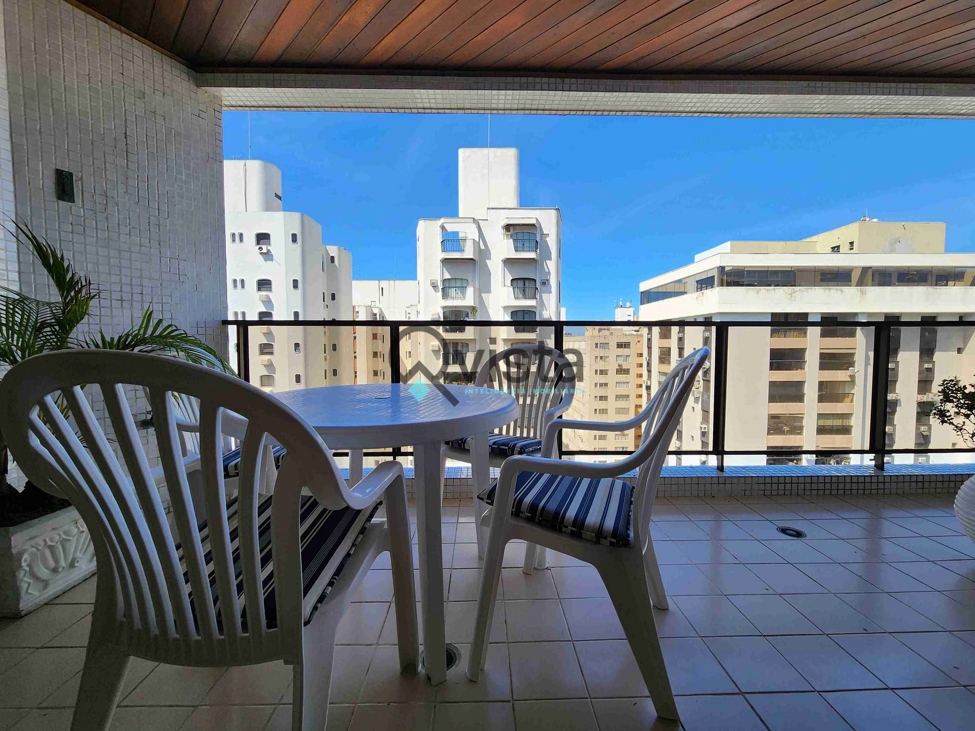 Apartamento à venda com 3 quartos, 110m² - Foto 11