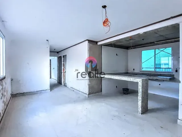 Apartamento com 89m² 3 quartos e 2 banheiros, à venda, no bairro Cabral em Não informado