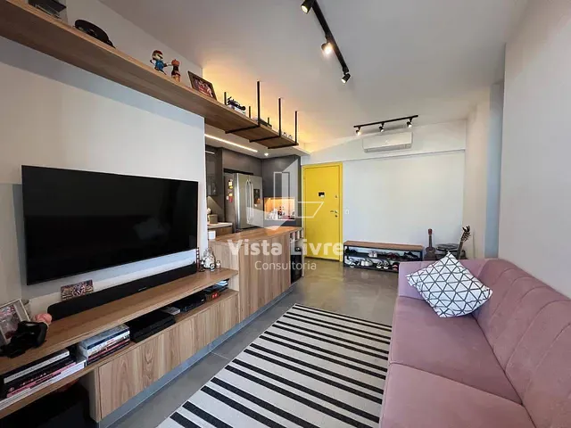 Apartamento com 93m² 3 quartos e 2 banheiros, à venda, no bairro Barra Funda em São Paulo