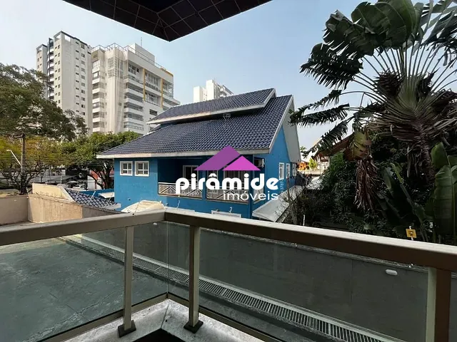 Apartamento com 133m² 4 quartos e 2 banheiros, à venda, no bairro Jardim Aquarius em São José dos Campos
