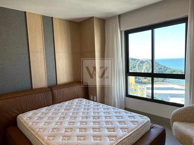 Apartamento 3 quartos e 4 banheiros, à venda, no bairro Pioneiros em Balneário Camboriú