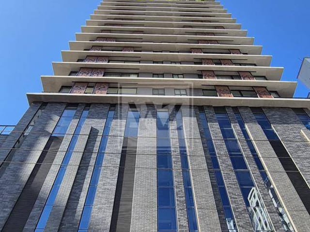 Apartamento 3 quartos e 4 banheiros, à venda, no bairro Pioneiros em Balneário Camboriú