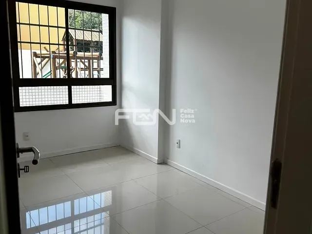 Apartamento 3 quartos e 3 banheiros, para alugar, no bairro Pitangueiras em Lauro de Freitas