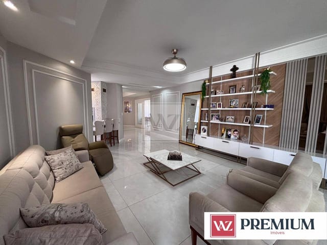Apartamento com 352m² 4 quartos e 5 banheiros, à venda, no bairro Centro em Ponta Grossa