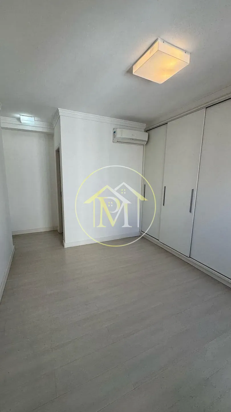 Apartamento, 3 quartos, 194 m² - Foto 2