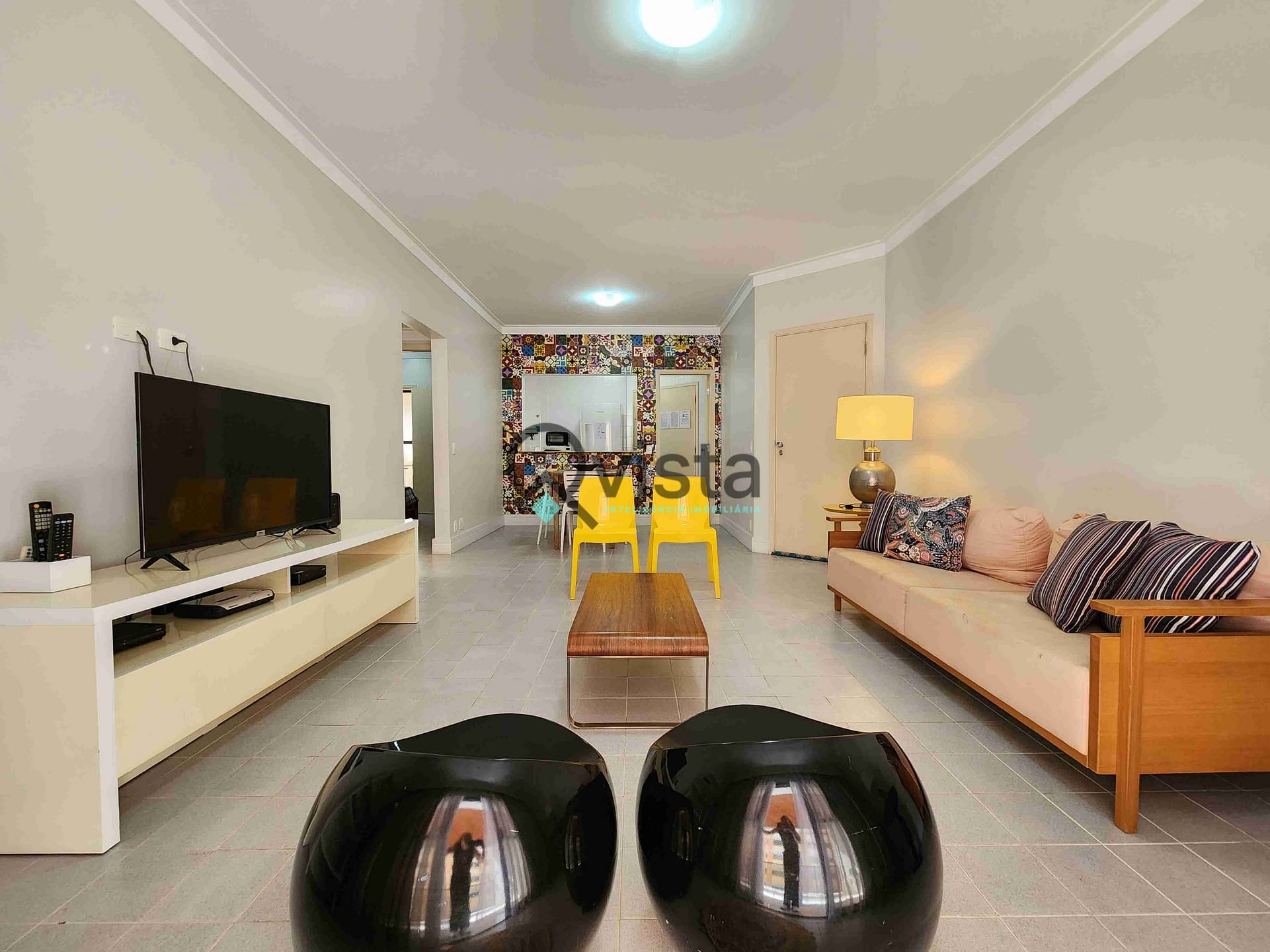 Apartamento à venda com 3 quartos, 110m² - Foto 1