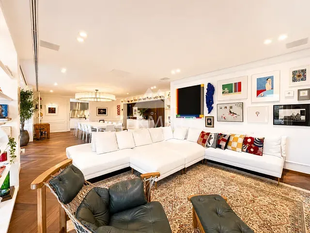 Apartamento com 670m² 5 quartos e 7 banheiros, à venda, no bairro Ponta Aguda em Blumenau