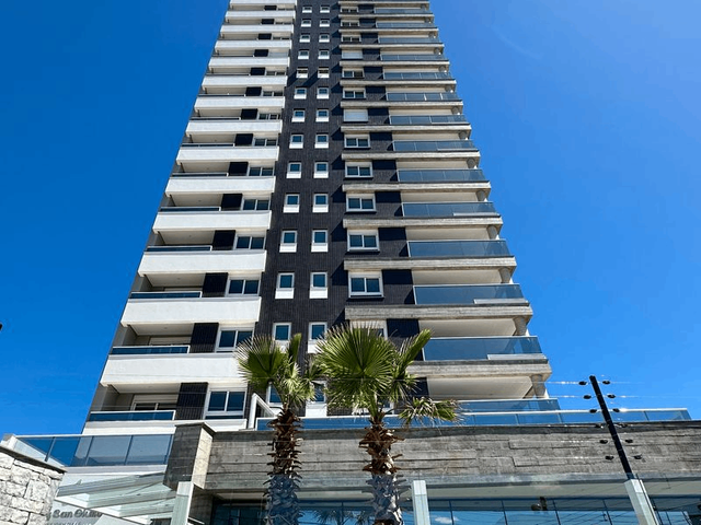Apartamento 3 quartos e 4 banheiros, à venda, no bairro Panazzolo em Caxias do Sul