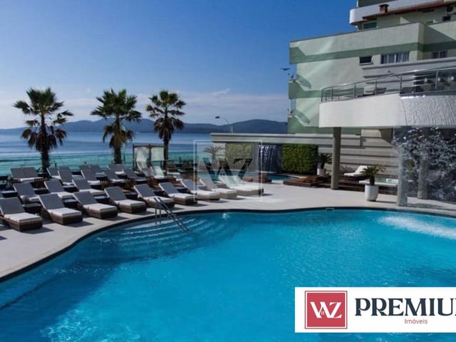 Apartamento com 363m² 4 quartos e 5 banheiros, à venda, no bairro Meia Praia em Itapema