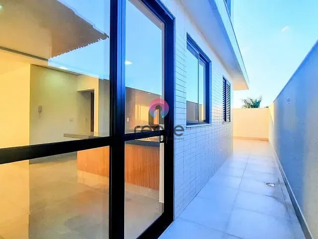 Apartamento com 220m² 3 quartos e 2 banheiros, à venda, no bairro Planalto em Não informado