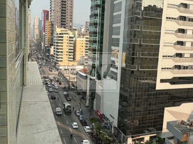 Apartamento 4 quartos e 5 banheiros, à venda, no bairro Meia Praia em Itapema
