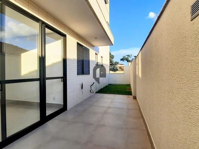 Apartamento com 219m² 3 quartos e 2 banheiros, à venda, no bairro Planalto em Não informado