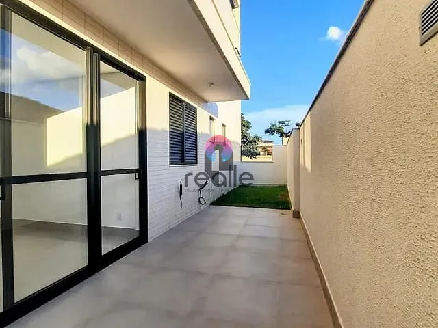 Apartamento com 219m² 3 quartos e 2 banheiros, à venda, no bairro Planalto em Não informado