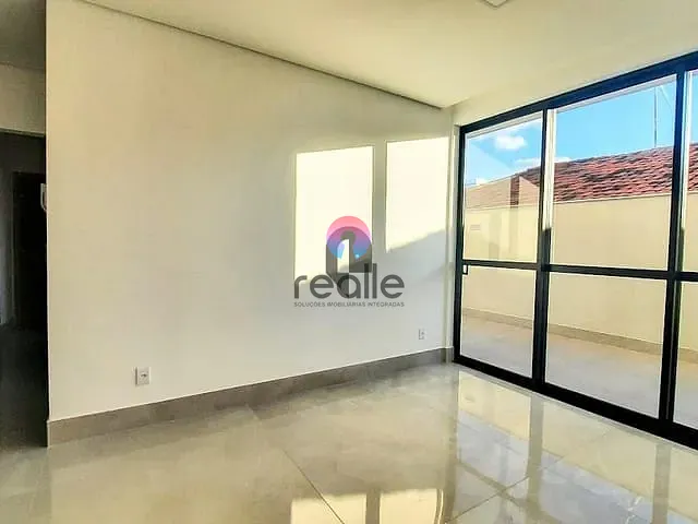 Apartamento com 219m² 3 quartos e 2 banheiros, à venda, no bairro Planalto em Não informado
