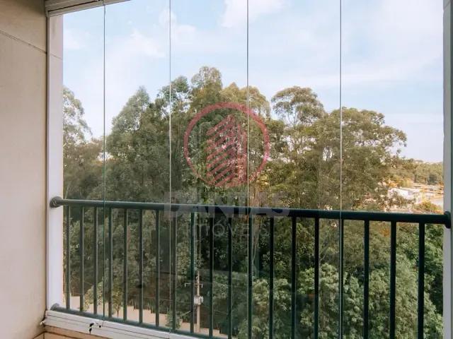 Apartamento com 65m² 3 quartos e 2 banheiros, à venda, no bairro Umuarama em Osasco