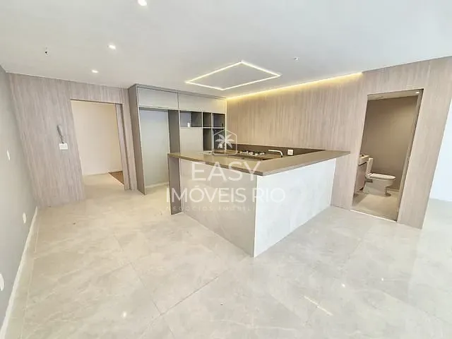 Apartamento 3 quartos e 5 banheiros, à venda, no bairro Copacabana em Rio de Janeiro
