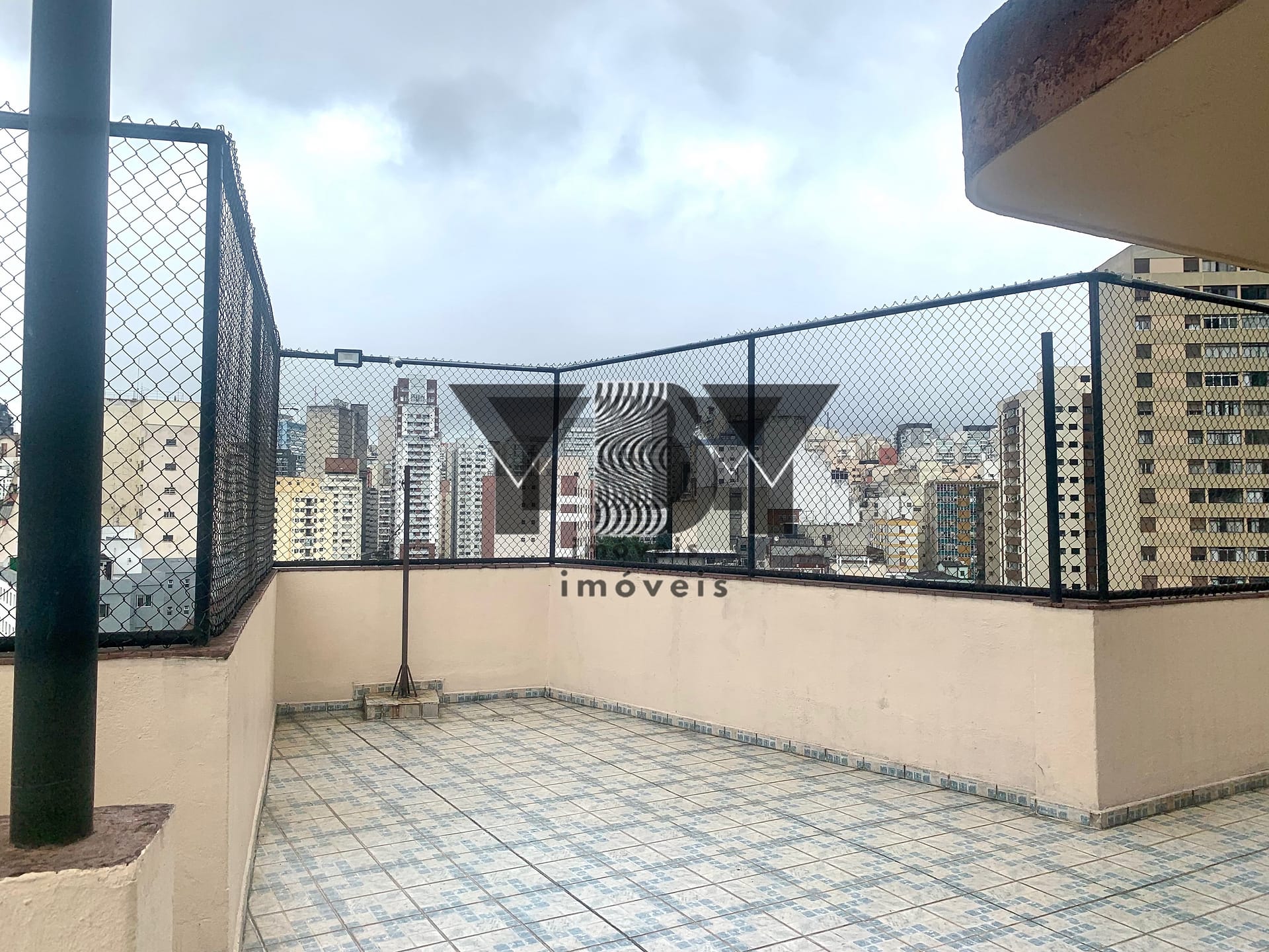 Apartamento à venda com 1 quarto, 48m² - Foto 32