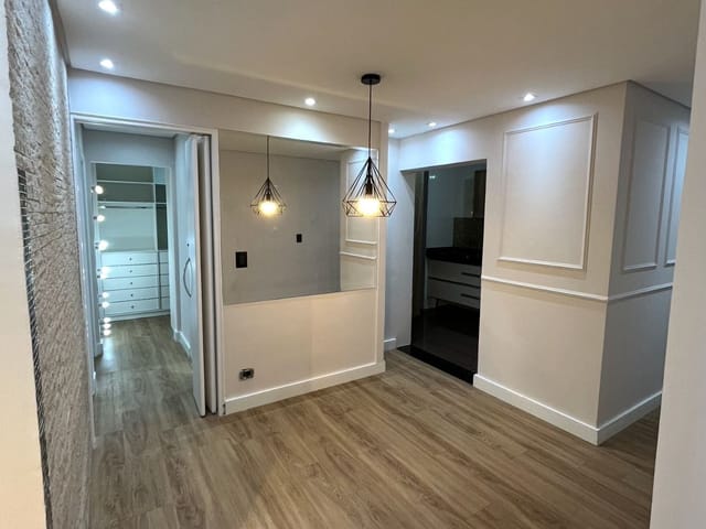 Foto do Apartamento - 🌟 Seu Novo Lar no Condomínio JK: Apartamento de 84m², Reformado e à 450m da Estação Belém 🛋️🚉 | Organização Imobiliária Açores