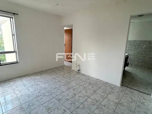 Apartamento 2 quartos e 1 banheiro, à venda, no bairro Gleba B em Camaçari
