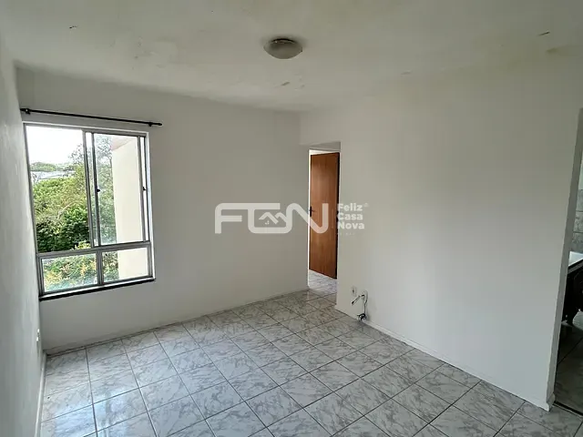 Apartamento 2 quartos e 1 banheiro, à venda, no bairro Gleba B em Camaçari