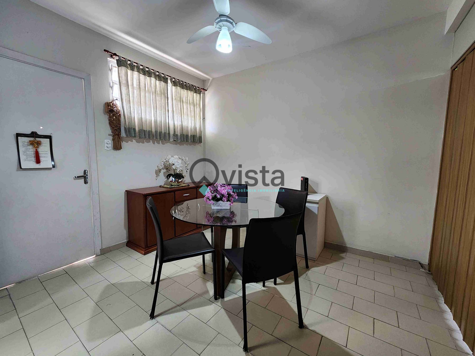 Apartamento à venda com 1 quarto, 50m² - Foto 2