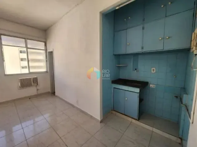 Kitnet com 25m², à venda, no bairro Centro em Rio de Janeiro