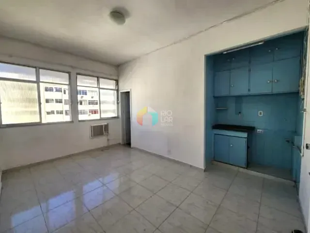 Kitnet com 25m², à venda, no bairro Centro em Rio de Janeiro