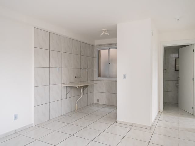 Apartamento 2 quartos e 1 banheiro, para alugar, no bairro Fragata em Pelotas